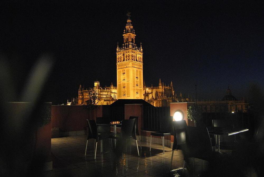 Hostel Grand Luxe Seville